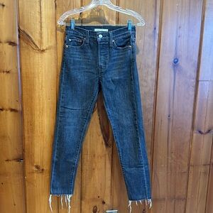 Levi’s Wedgie Skinny Women’s Black Jeans Size 26